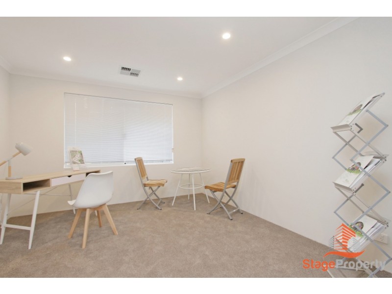 1739/4 Tuff Way, Piara Waters WA 6112