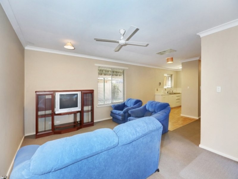 2 Brill Street, Kenwick WA 6107