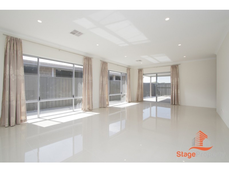 20 Greywacke Entrance, Piara Waters WA 6112