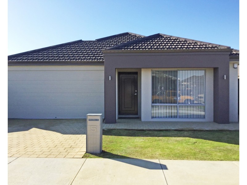 5 Sovite Road, Piara Waters WA 6112