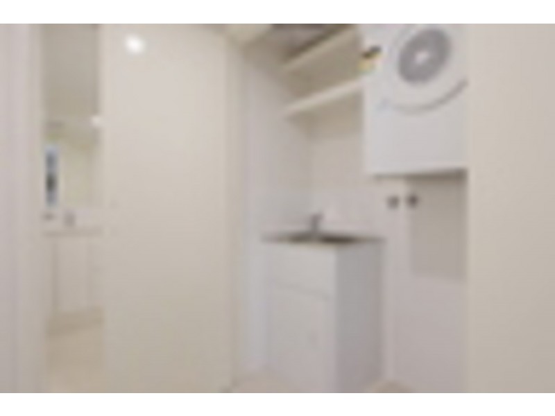 2/16 Grey Street, Cannington WA 6107