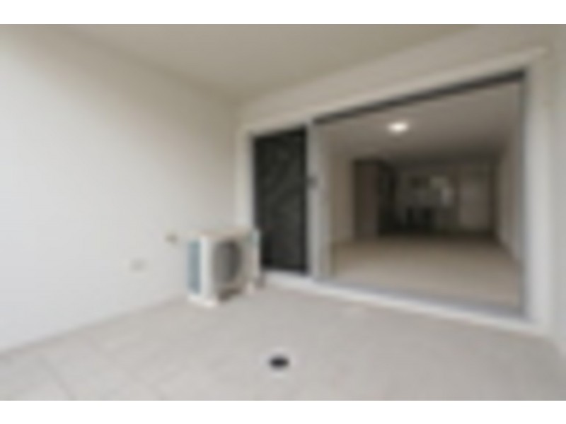 2/16 Grey Street, Cannington WA 6107