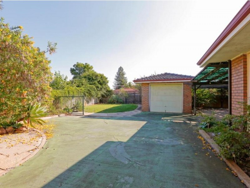 10 Amur Place, Bateman WA 6150