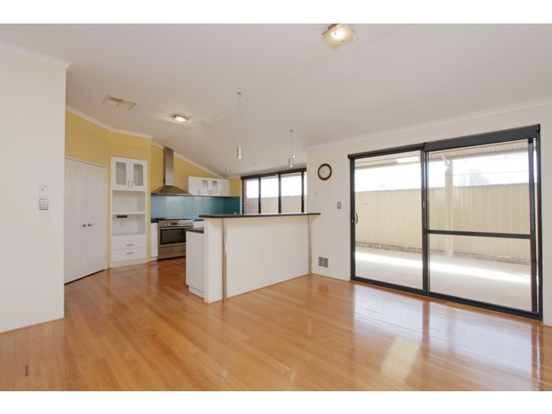 217 Amherst Road, Canning Vale WA 6155