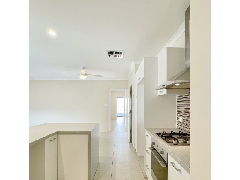5/31-33 Woodloes Street, Cannington WA 6107