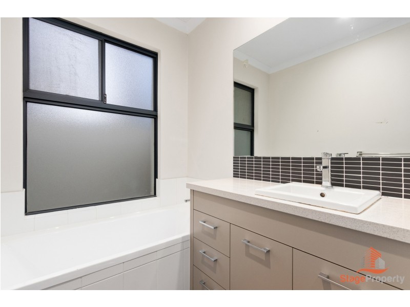 5/31-33 Woodloes Street, Cannington WA 6107