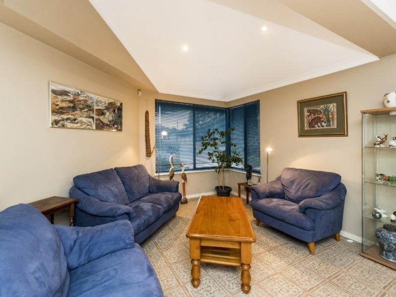 26 Veronica Street, Riverton WA 6148