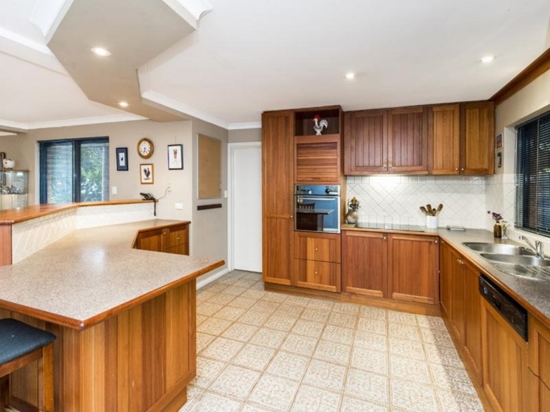 26 Veronica Street, Riverton WA 6148