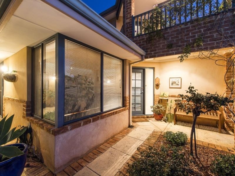 26 Veronica Street, Riverton WA 6148