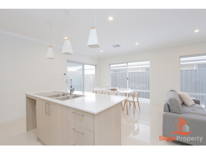 3 Tuff Way, Piara Waters WA 6112