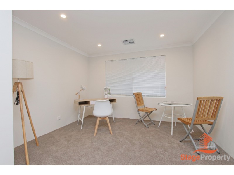 3 Tuff Way, Piara Waters WA 6112