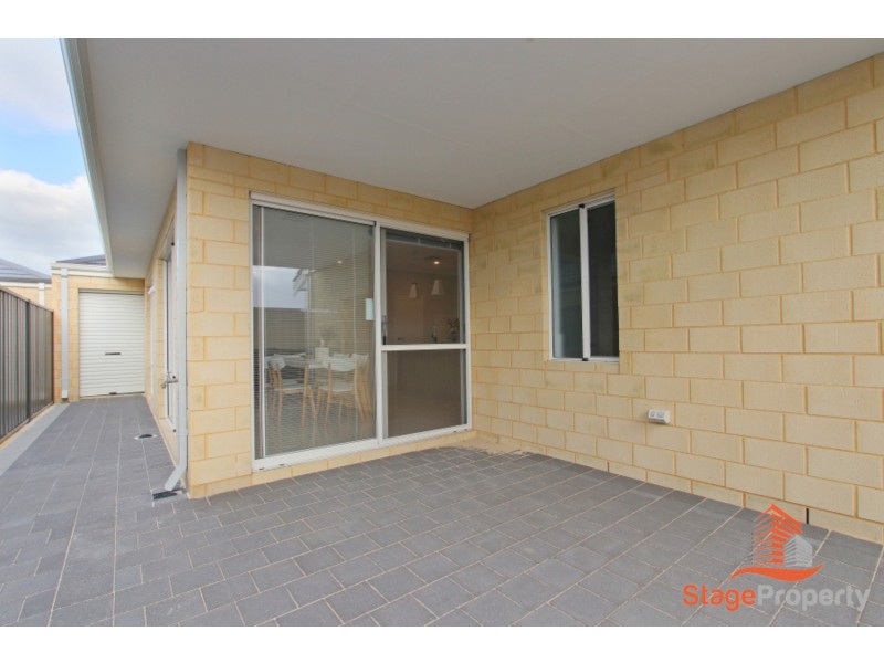 3 Tuff Way, Piara Waters WA 6112
