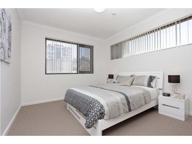 2/28 Goodwood Parade, Burswood WA 6100