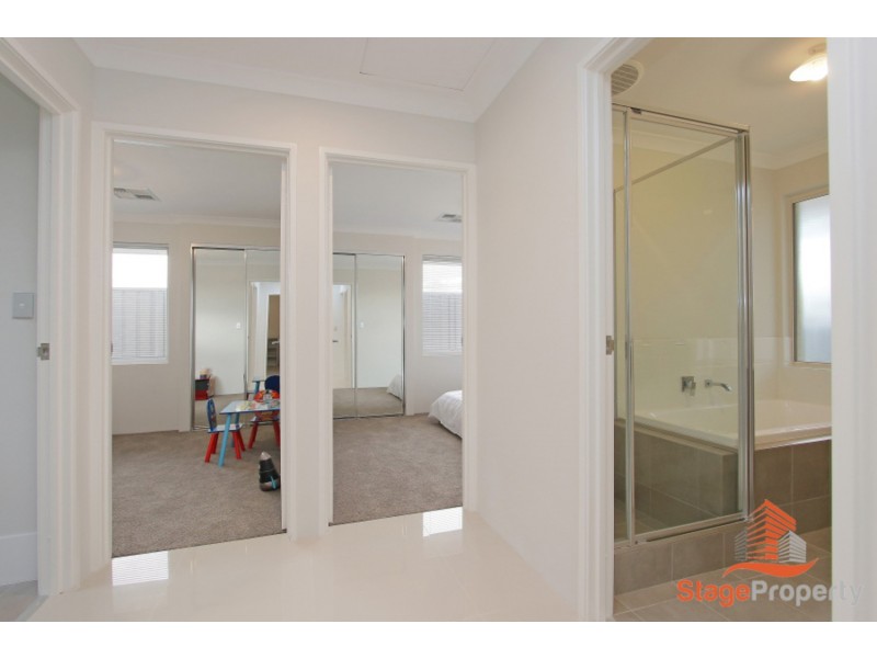 1738/6 Tuff Way, Piara Waters WA 6112