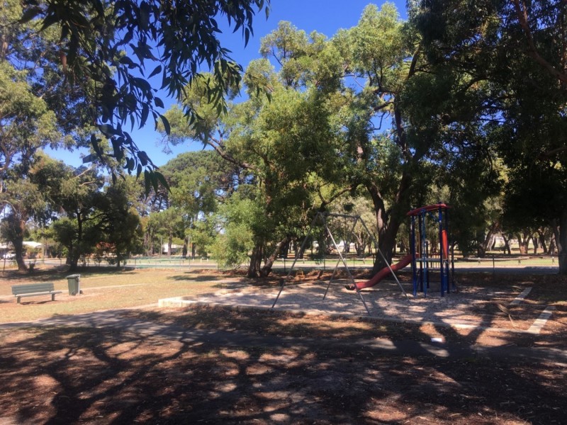 21 Harewood Street, Forrestfield WA 6058