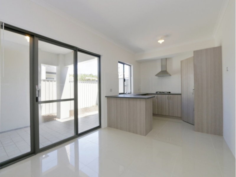 20D Mason Street, Cannington WA 6107