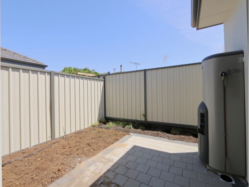20D Mason Street, Cannington WA 6107