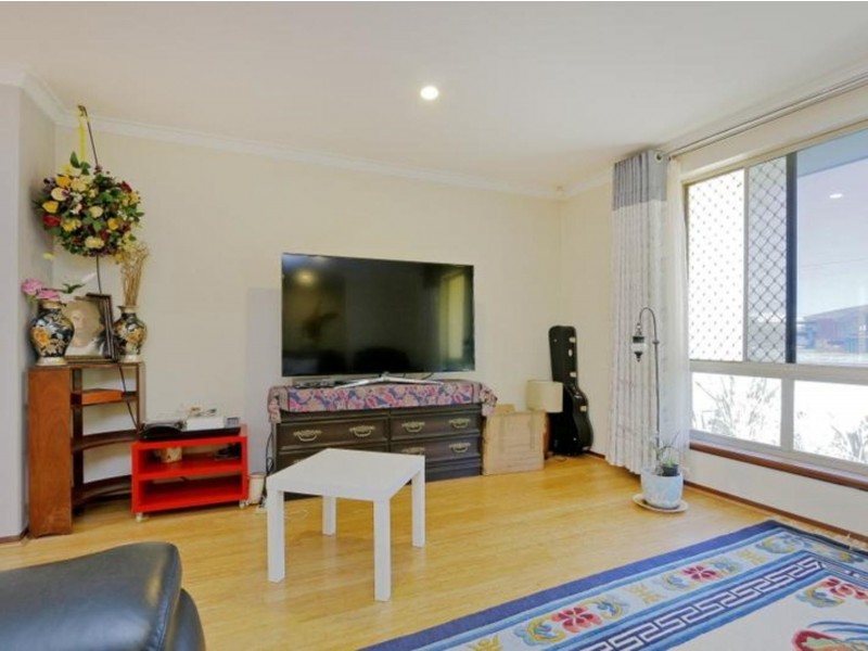 4 Rapkin Street, Langford WA 6147