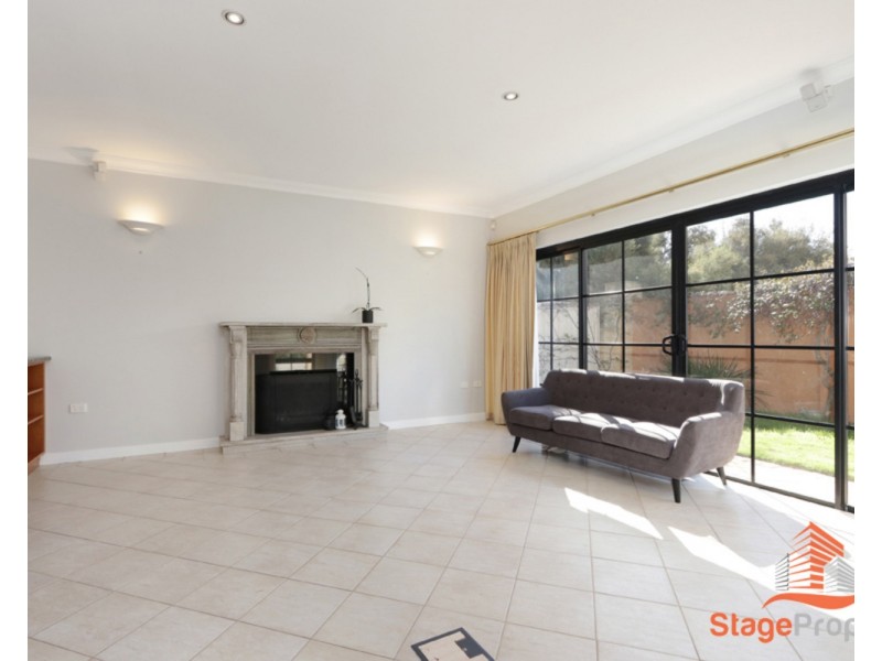 7 Keel Place, North Fremantle WA 6159