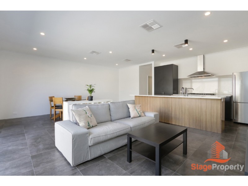 5 Corbitt Lane, Hammond Park WA 6164