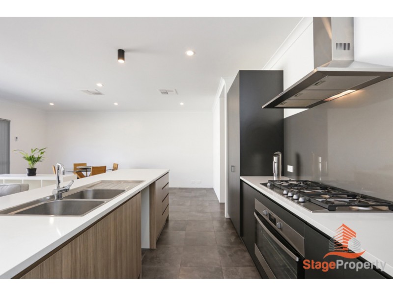 5 Corbitt Lane, Hammond Park WA 6164