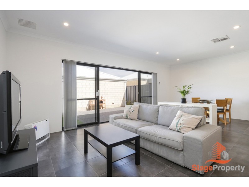 5 Corbitt Lane, Hammond Park WA 6164