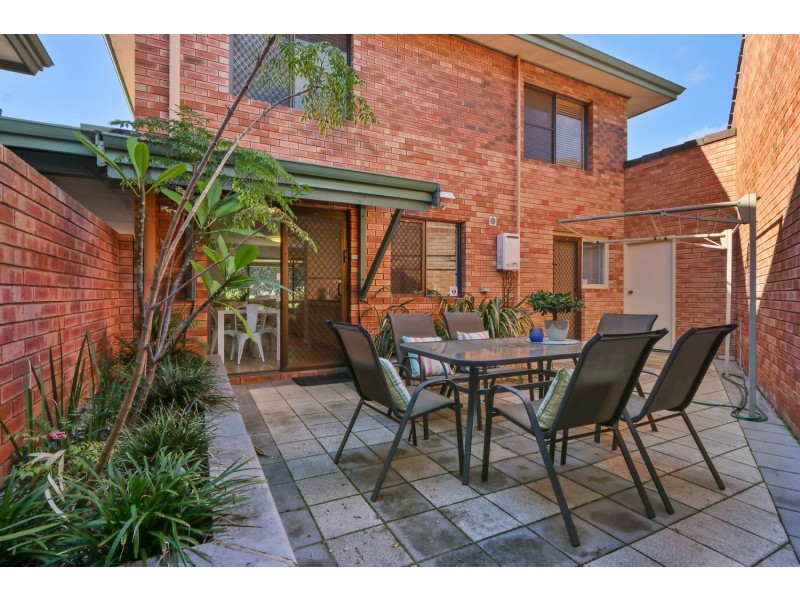 7/108 Parry Avenue, Bull Creek WA 6149