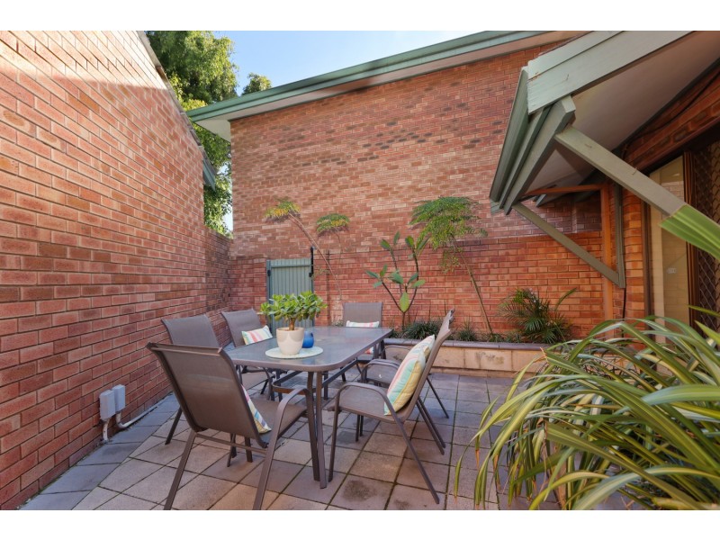 7/108 Parry Avenue, Bull Creek WA 6149