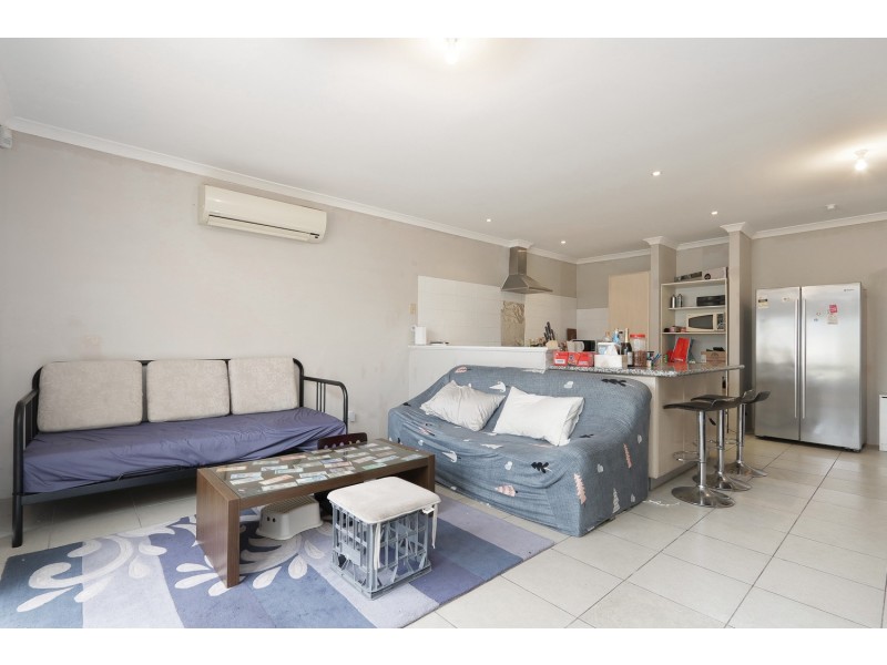 8/8 Toledo Close, Cannington WA 6107