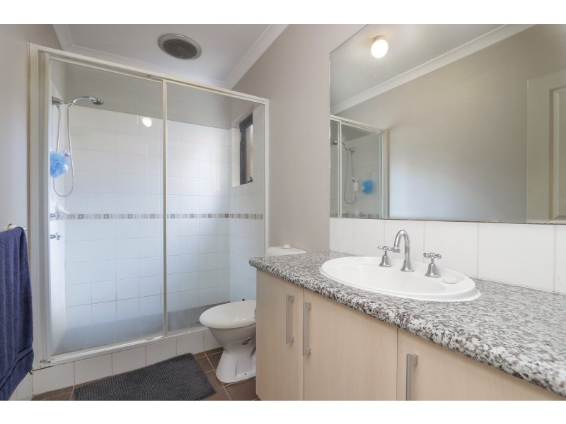 8/8 Toledo Close, Cannington WA 6107