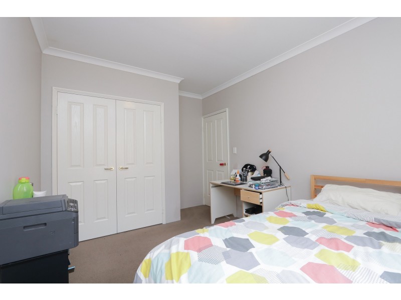 8/8 Toledo Close, Cannington WA 6107