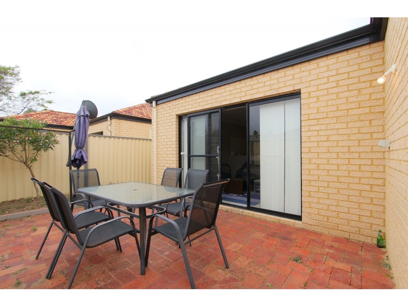 8/8 Toledo Close, Cannington WA 6107