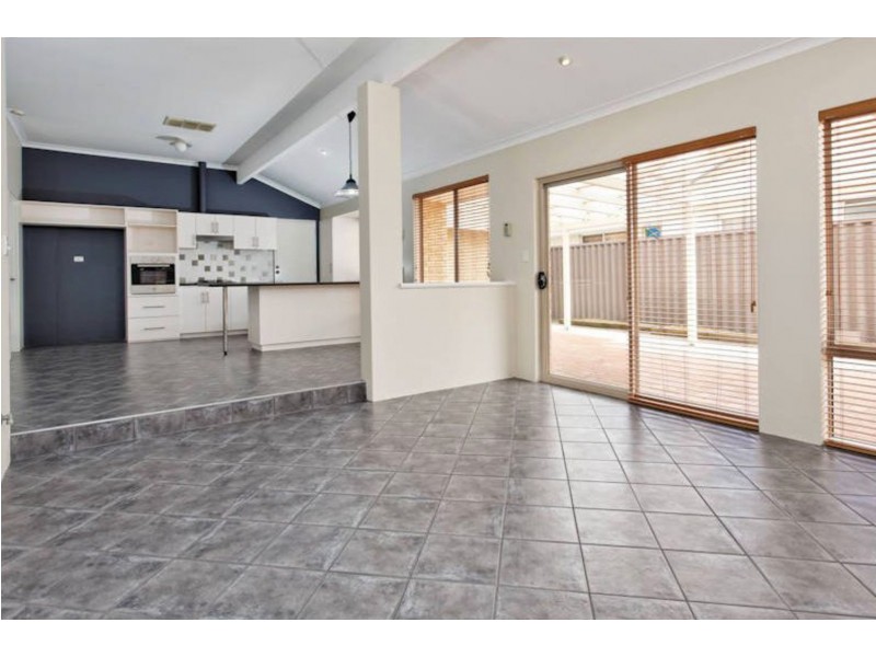 92 Lydon Boulevard, Atwell WA 6164