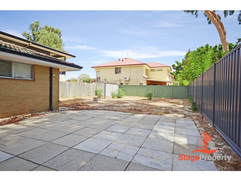 2/11 Appleton Street, Carlisle WA 6101