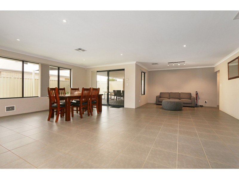 7 Clontarf Terrace, Canning Vale WA 6155