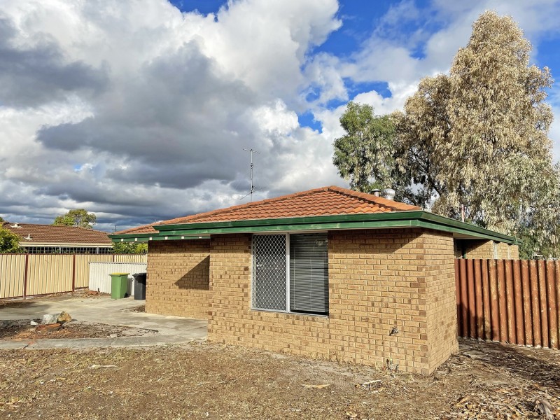 67 Cortis Way, Langford WA 6147