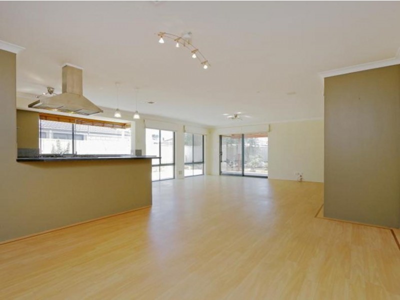 6 Brookman Avenue, Langford WA 6147