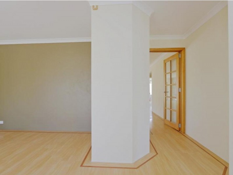 6 Brookman Avenue, Langford WA 6147
