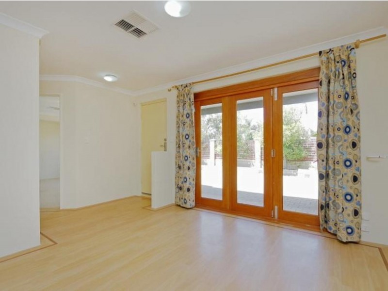 6 Brookman Avenue, Langford WA 6147