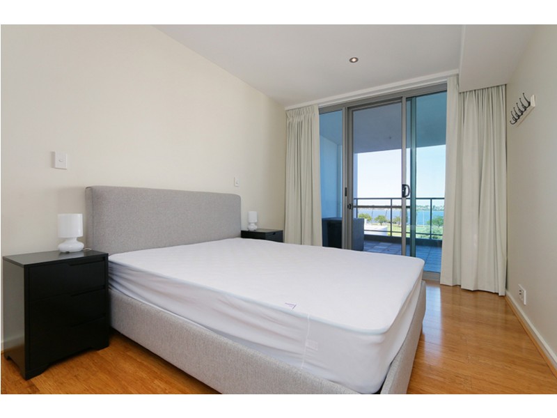 76/132 Terrace Road, Perth WA 6000
