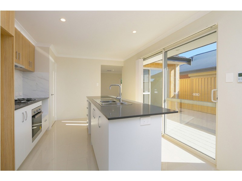 312 Wright Road, Harrisdale WA 6112