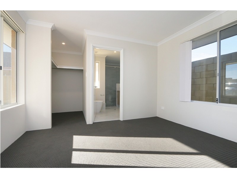 312 Wright Road, Harrisdale WA 6112