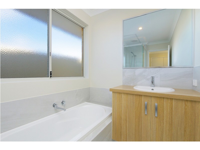 312 Wright Road, Harrisdale WA 6112