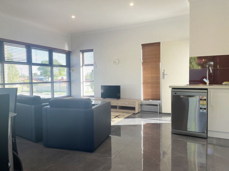 13 Belvidere Street, Belmont WA 6104