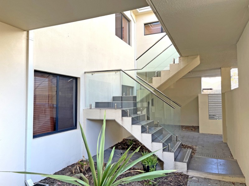 13 Belvidere Street, Belmont WA 6104