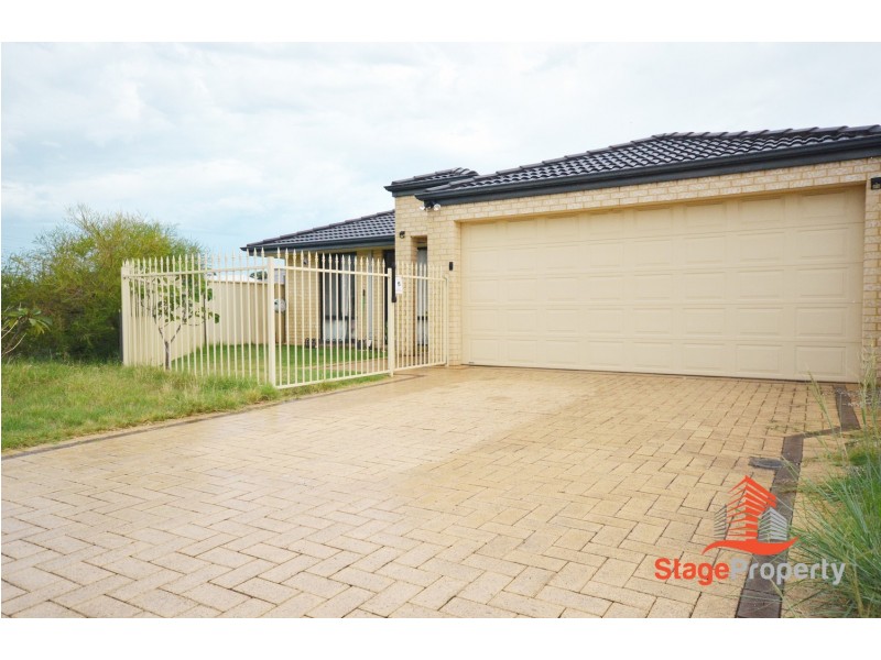 49 Balaka Way, Queens Park WA 6107