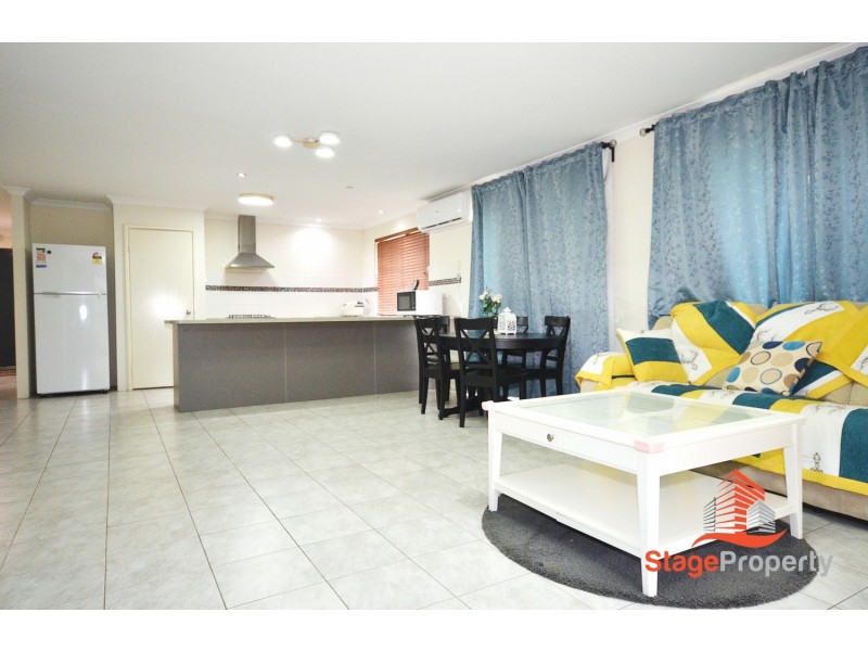 49 Balaka Way, Queens Park WA 6107