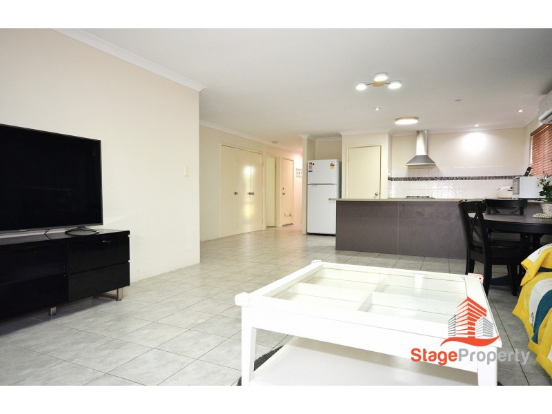 49 Balaka Way, Queens Park WA 6107