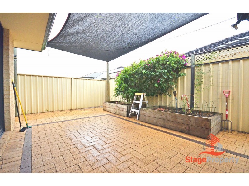 49 Balaka Way, Queens Park WA 6107