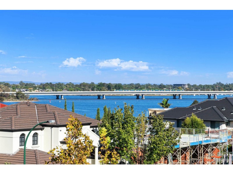 12 Bateman Road, Mount Pleasant WA 6153